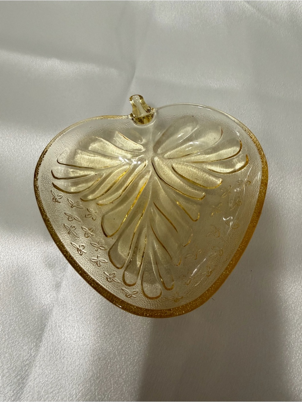 Vintage Gold Glass Leaf-Shaped Decorative Dish - Home Accents